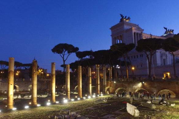 Rome by Night Tour with RomeCabs